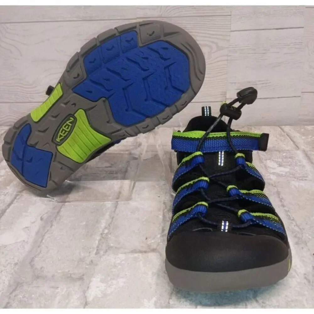 KEEN Newport H2 Sandals Big Kid Size 4 Heliotrope‎ Waterproof Hiking Trail Shoes